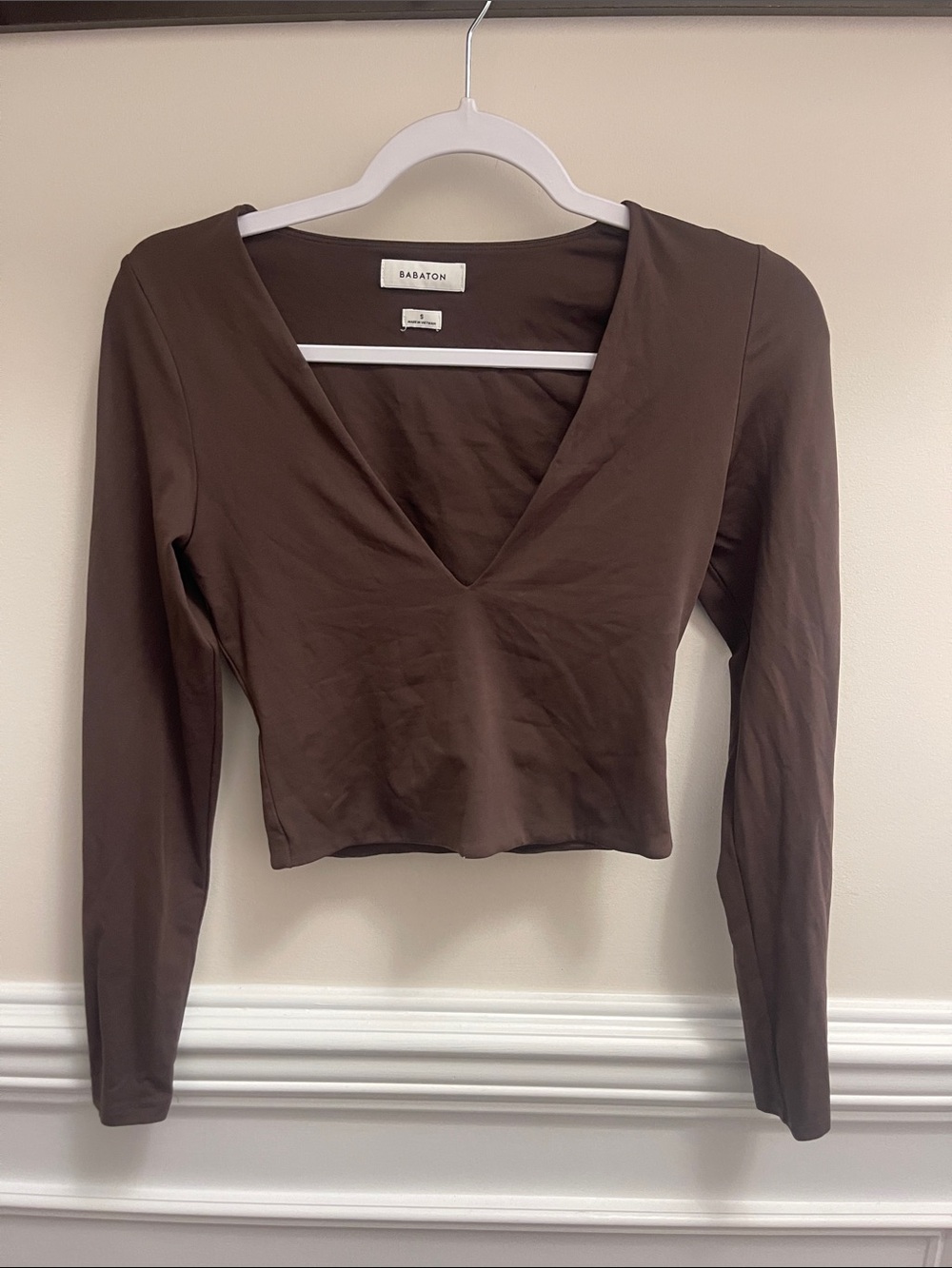 Babaton Chocolate Brown V-Neck Long Sleeve Tee